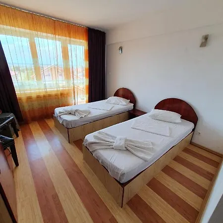 Steluta בית הארחה