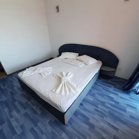 Steluta בית הארחה 4*