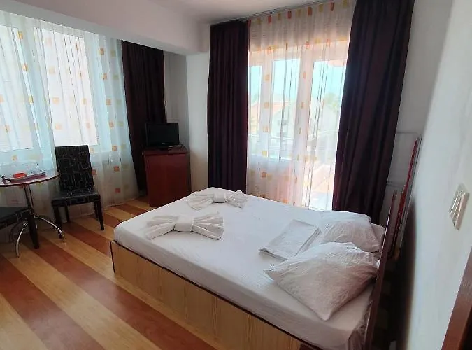 Steluta בית הארחה אפורי נורד